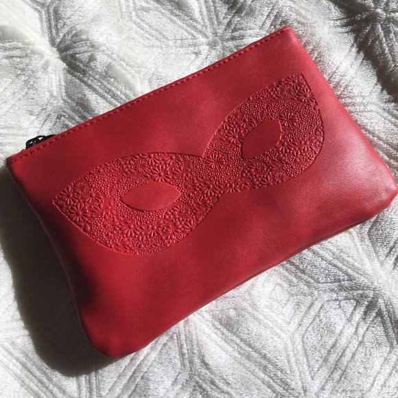ipsy Handbags - Ipsy Masquerade Mini Makeup Pouch